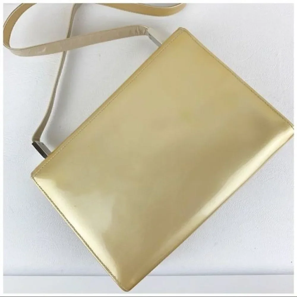 Stuart Weitzman Vintage Gold Evening Shoulder Bag‎